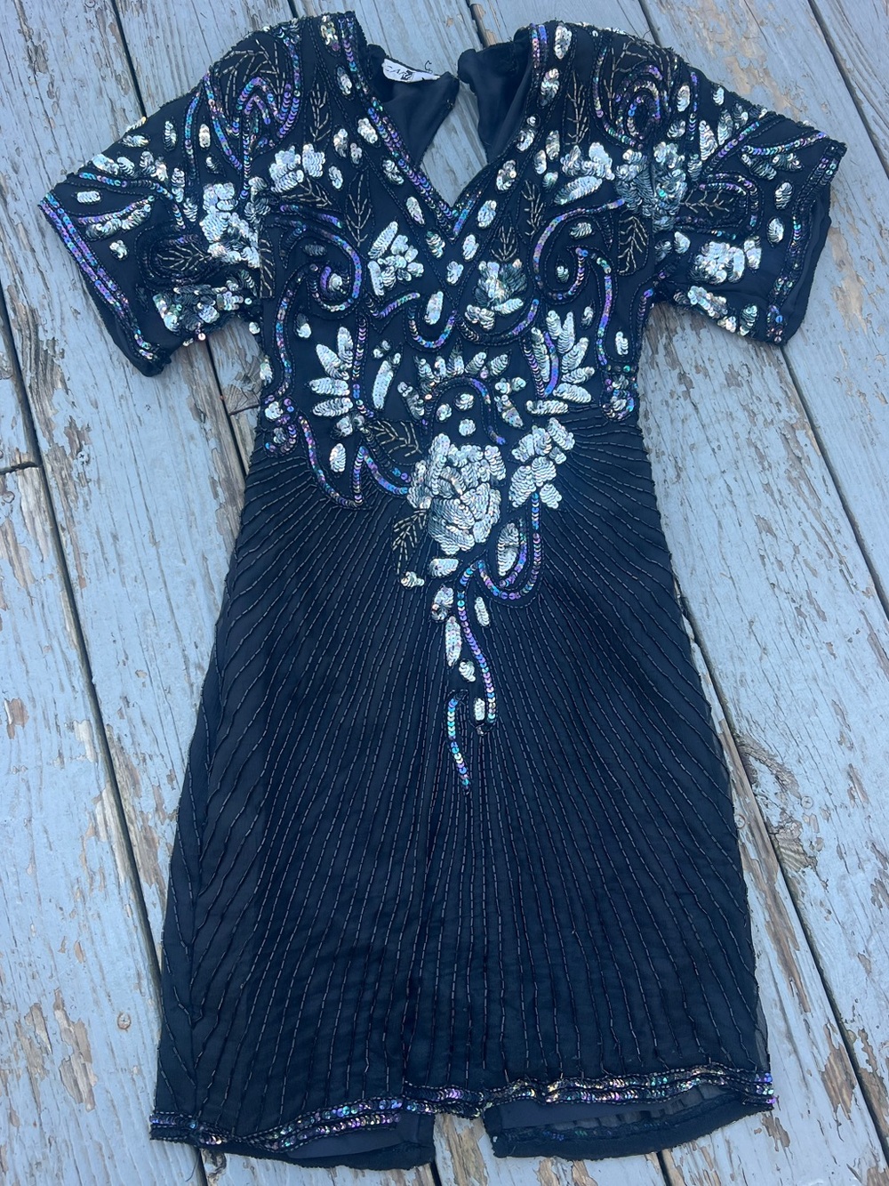 Vintage Carina Silk Dress
| Authentic Original Vintage Style size small